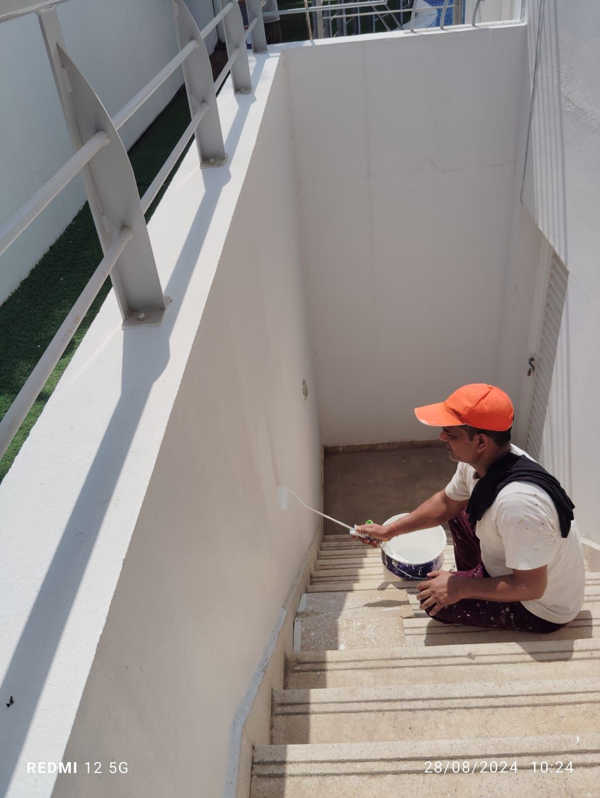 Exterior wall painting
